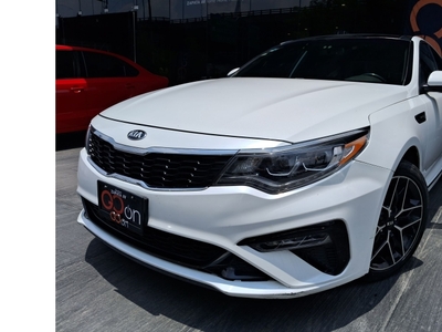 Kia Optima2.0 SXL Turbo Piel At