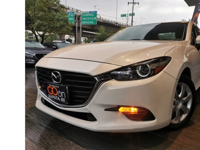 Mazda Mazda 32.0 I Sedan At