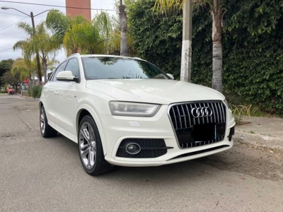 Audi Q3 2.0 S-line Plus At