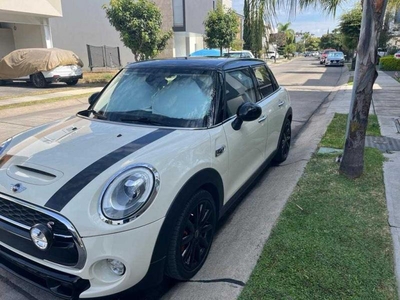 MINI Cooper S 2.0 Salt 5 Puertas At