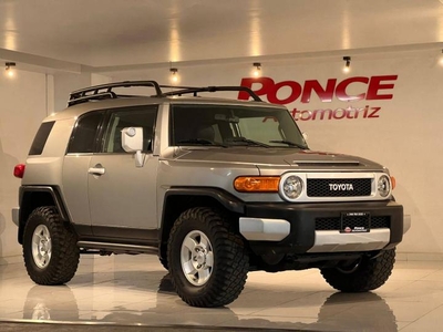 Toyota FJ Cruiser