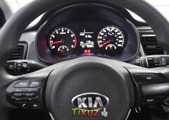 Auto Kia Rio 2018 de único dueño en buen estado