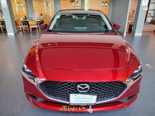 Auto Mazda 3 2019 de único dueño en buen estado