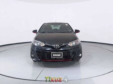 Auto Toyota Yaris 2020 de único dueño en buen estado