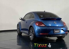 Auto Volkswagen Beetle 2017 de único dueño en buen estado
