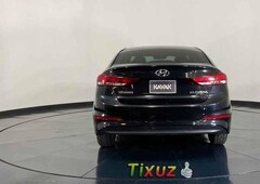 Hyundai Elantra 2018 en buena condicción