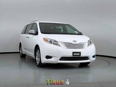 Se vende urgemente Toyota Sienna 2016 en Juárez