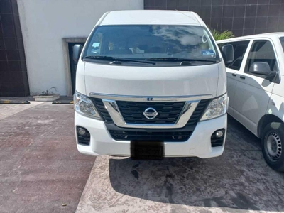 Nissan Urvan 2.5 15 Pas Amplia Aa Mt