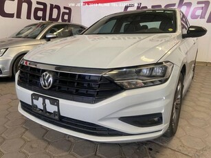 Volkswagen Jetta R-Line