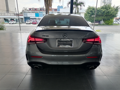 Mercedes-Benz Clase A 4p 35 AMG Sedán L4/2.0/T Aut