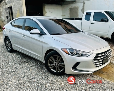 Hyundai Elantra SEL 2018