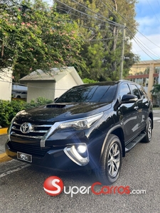 Toyota Fortuner SRV 2018
