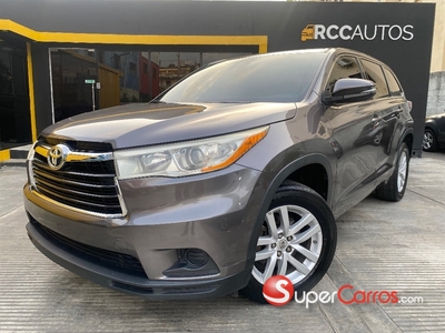 Toyota Highlander LE 2015