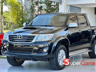 Toyota Hilux Limited 2015