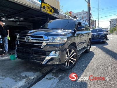 Toyota Land Cruiser VXR 2016