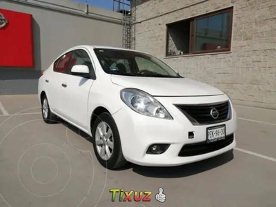 Nissan Versa Advance Aut