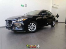 Venta de Mazda 3 2018 usado Automatic a un precio de 295000 en Benito Juárez