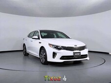 Pongo a la venta cuanto antes posible un Kia Optima en excelente condicción