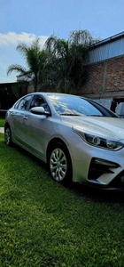 Kia Forte 2.0 L Mt