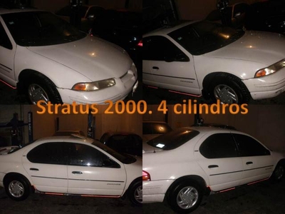 STRATUS 2000 MUY BUENO Y ECONOMICO