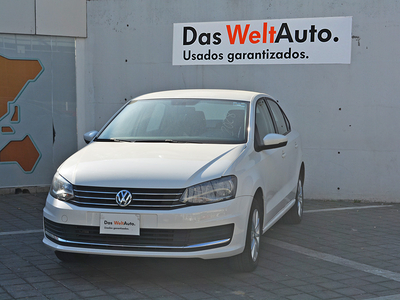 Volkswagen Vento 1.6 Confortline Mt