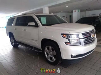 Chevrolet Suburban Premier Piel 4x4