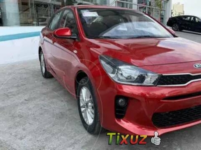 Kia Rio Sedán LX Aut