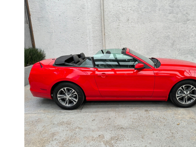 FORD MUSTANGV6 CONVERTIBLE AUTOMATICO