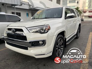 Toyota 4 Runner Limited 2017