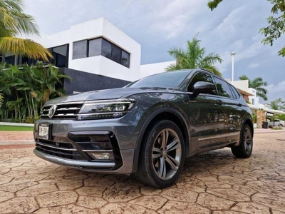 Volkswagen Tiguan 1.4 R-line