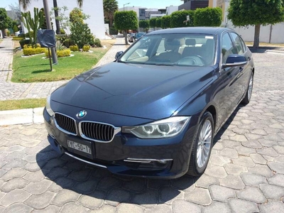 BMW Serie 3 2.0 320i Luxury Line At