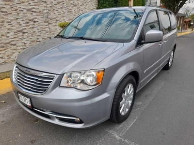 Chrysler Town & Country 3.6 Touring Piel Mt
