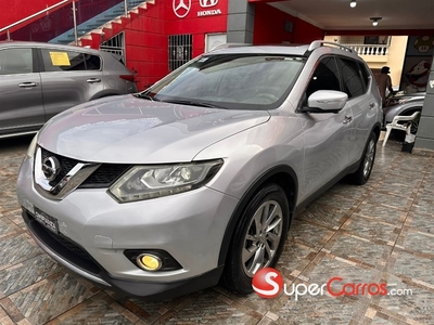 Nissan X-Trail Exclusive 2015