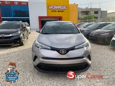 Toyota C-HR XLE 2018