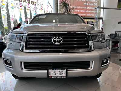 Toyota Sequoia 2019