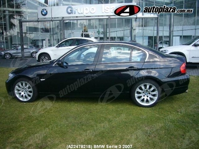 Excelente BMW 325i Premium