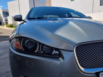 Jaguar XF 5.0l Luxury V8 At