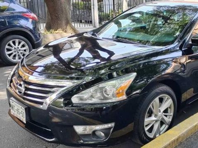 Nissan Altima 2.5 Advance Cvt