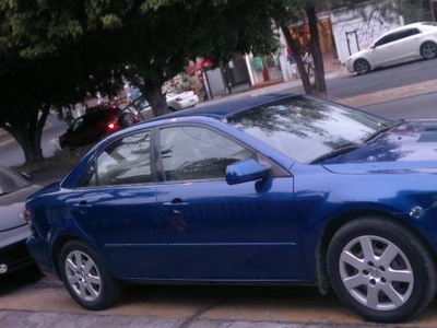 SE VENDE. URGE