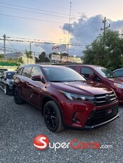 Toyota Highlander SE 2019