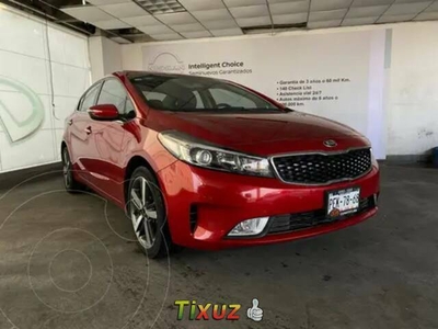 Kia Forte Sedán SX Aut