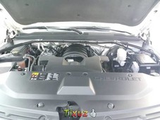 Chevrolet Suburban 2016 53 V8 LS Tela At