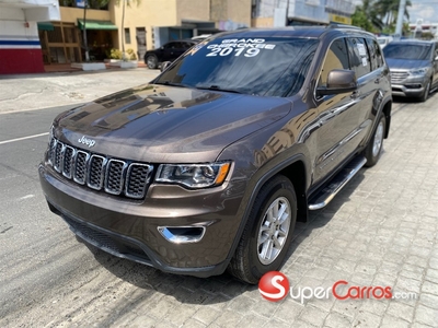 Jeep Grand Cherokee Laredo 4x4 2019