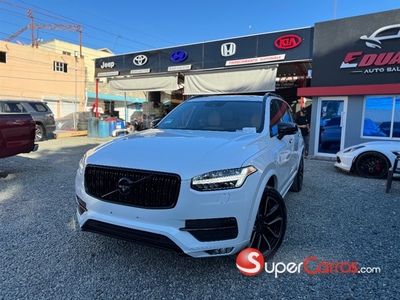 Volvo XC90 Momentum T6 2019