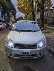 Ford Fiesta 1.6 Ambiente Mp3