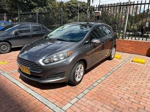 Ford Fiesta 1.6 Hatchback Se