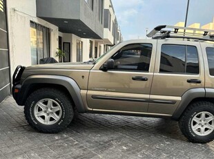 Jeep Liberty 3.7 Sport 4x2 Mt