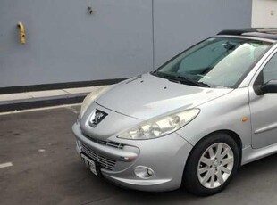 Peugeot 207 1.6 Feline 106cv