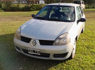 Renault Clio 1.5 Authent. Aa