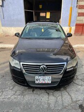 Volkswagen Passat 2.0 Sedán T Tiptronic At